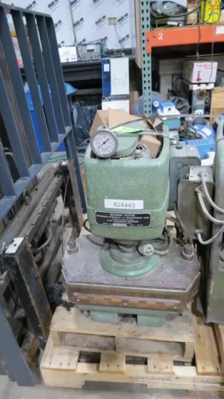 Boxboard Bending Tester - The BRDA bending tester scores and folds paperboard, using different combinations of rule and die widths and die penetration depths. Folds the board along the score line. The unit is self-contained hydraulic, using 110VAC electrical supply.